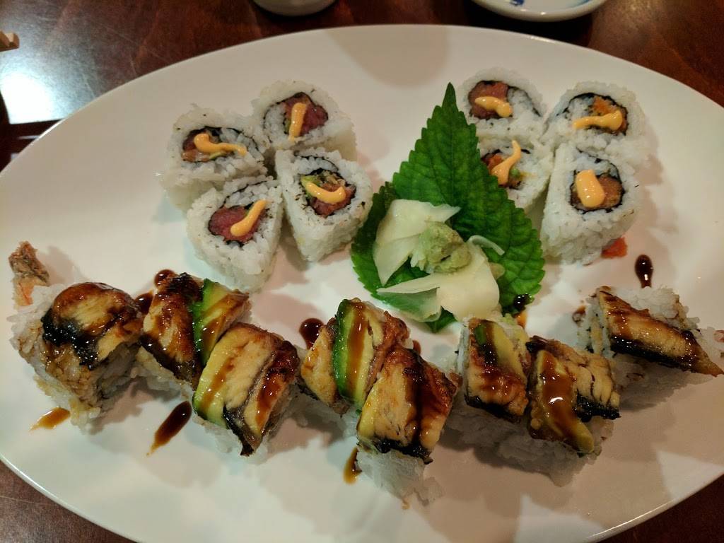 Mikaku Japanese Restaurant | restaurant | 290 W Main St, Northborough, MA 01532, USA | 5083935553 OR +1 508-393-5553
