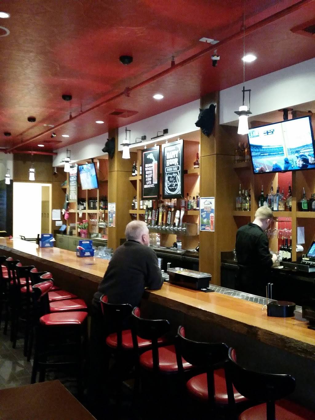 Urban Elk Bar & Restaurant | restaurant | 2013 S Cedar St, Tacoma, WA 98405, USA | 2533436090 OR +1 253-343-6090