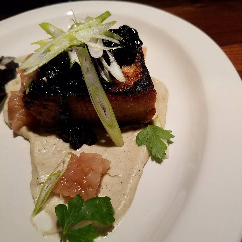 Robinia Courtyard | restaurant | 829 E Washington Ave, Madison, WI 53703, USA | 6084780181 OR +1 608-478-0181