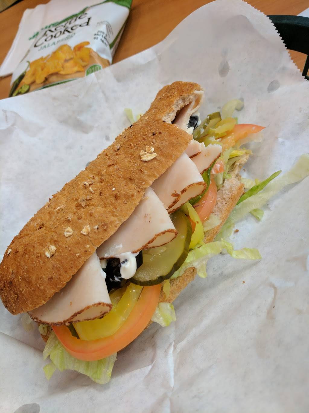 Subway | restaurant | 17650 Elliot Rd #110, Goodyear, AZ 85338, USA | 6233273758 OR +1 623-327-3758