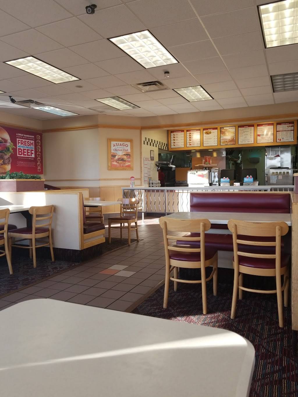 Wendys | restaurant | 18507 Devonshire St, Northridge, CA 91324, USA | 8183664561 OR +1 818-366-4561