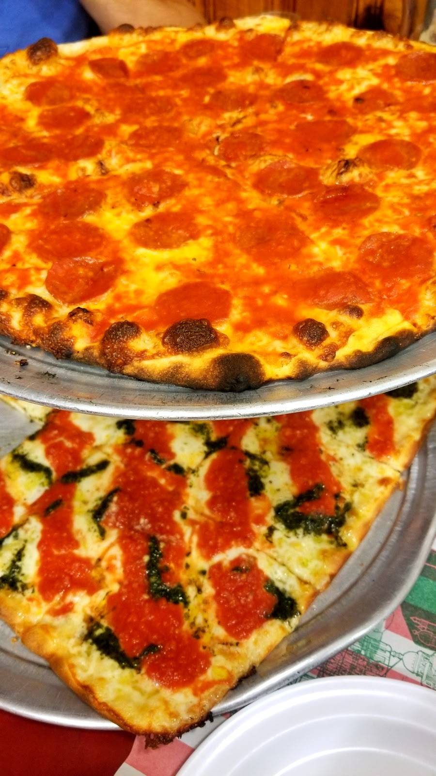 Johnnys Pizzeria | restaurant | 30 W Lincoln Ave, Mt Vernon, NY 10550, USA | 9146681957 OR +1 914-668-1957