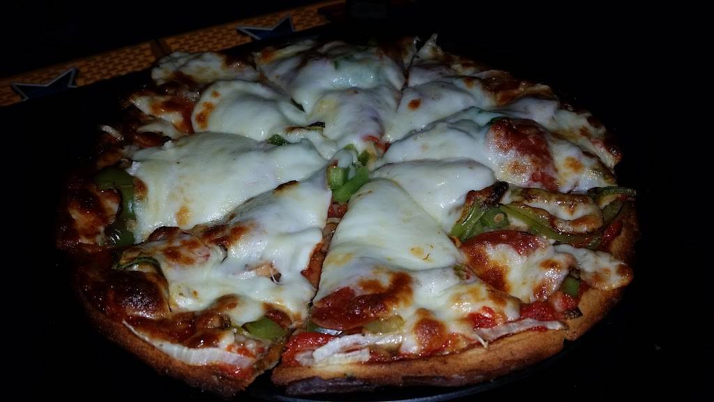 Geppettos Pizza & Pasta | restaurant | 113 N Oak Park Ave, Oak Park, IL 60301, USA | 7083869200 OR +1 708-386-9200