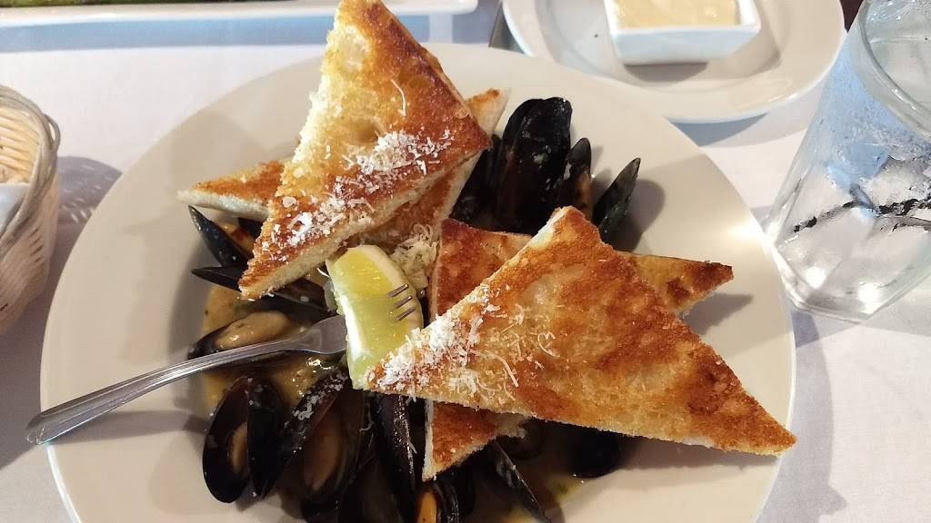 Portofino Restaurant & Banquet | restaurant | 3455 Biddle Ave, Wyandotte, MI 48192, USA | 7342816700 OR +1 734-281-6700