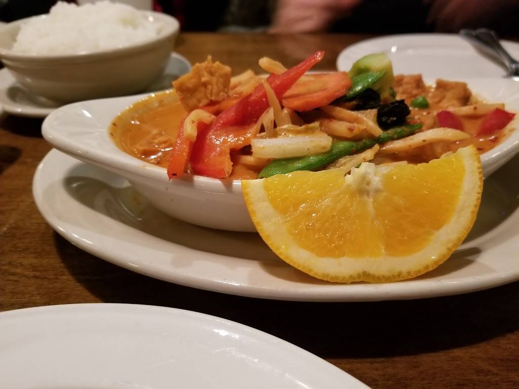 Thai House - University | restaurant | 230 E W.T. Harris Blvd B9, Charlotte, NC 28262, USA | 7047178006 OR +1 704-717-8006