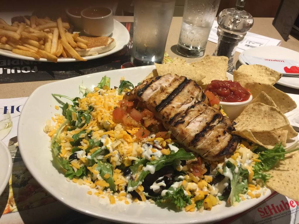 Rôtisserie St-Hubert | restaurant | 1111 Boulevard des Laurentides, Laval, QC H7N 5B5, Canada | 5143855555 OR +1 514-385-5555