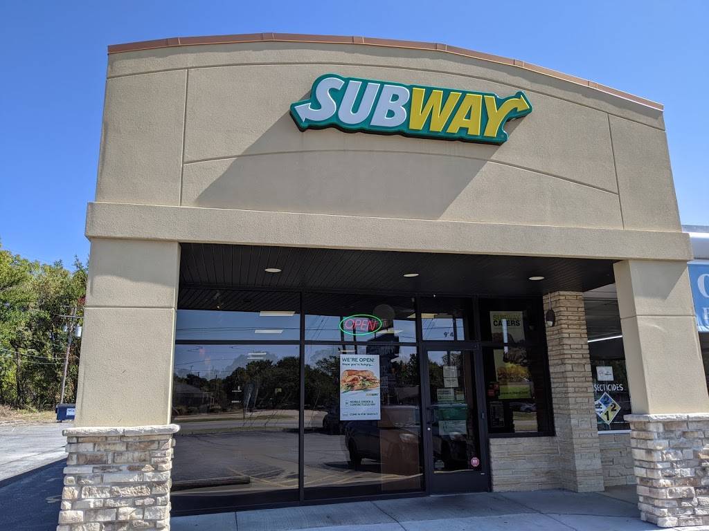 Subway | meal takeaway | 914 N Glenstone Ave, Springfield, MO 65802, USA | 4178647827 OR +1 417-864-7827