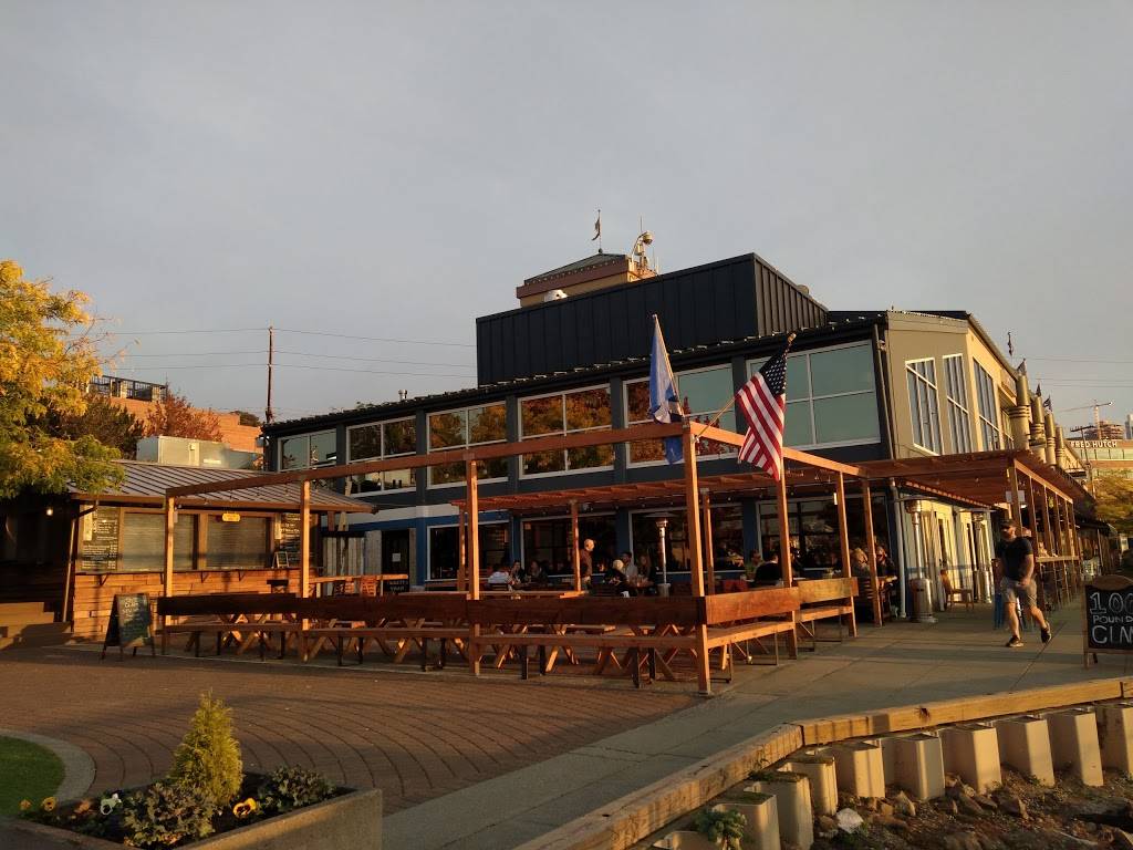 The White Swan Public House | restaurant | 1001 Fairview Ave N, Seattle, WA 98109, USA | 2065882680 OR +1 206-588-2680