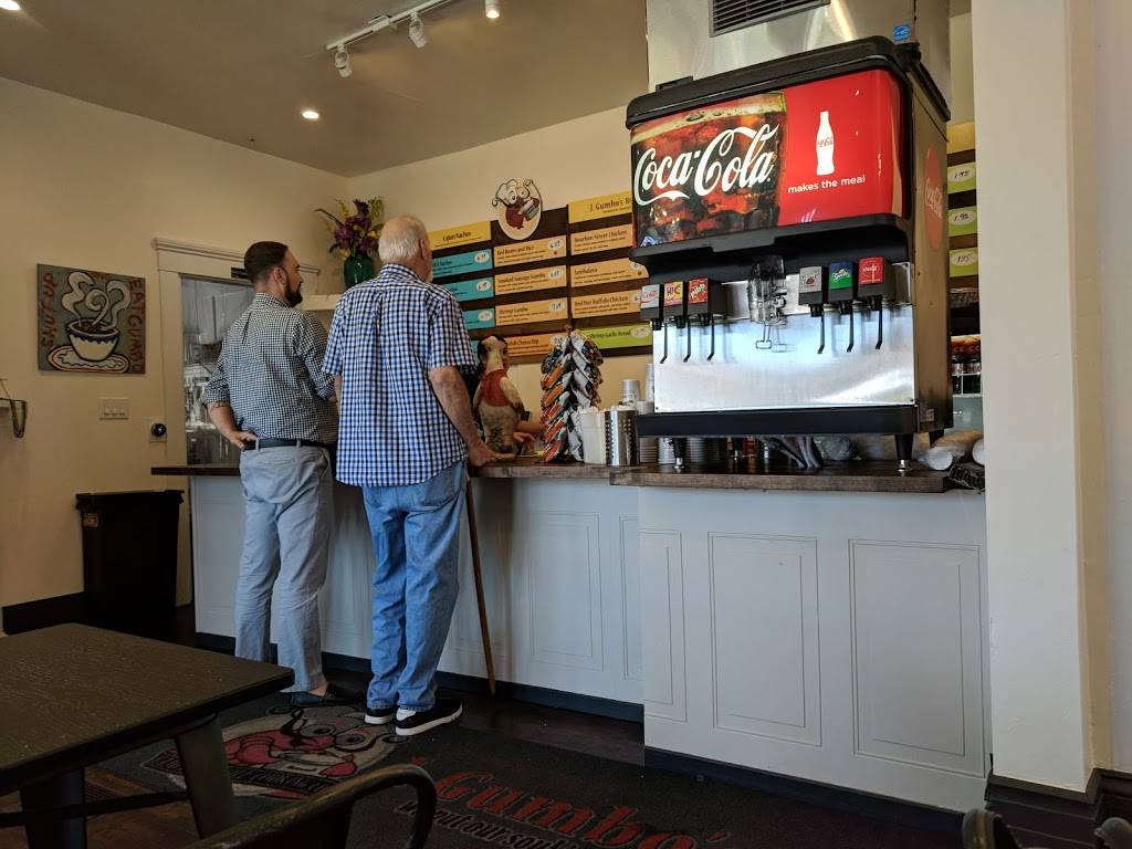 J. Gumbos Highlands | restaurant | 1616 Grindstead Drive, Louisville, KY 40204, USA | 5028735006 OR +1 502-873-5006