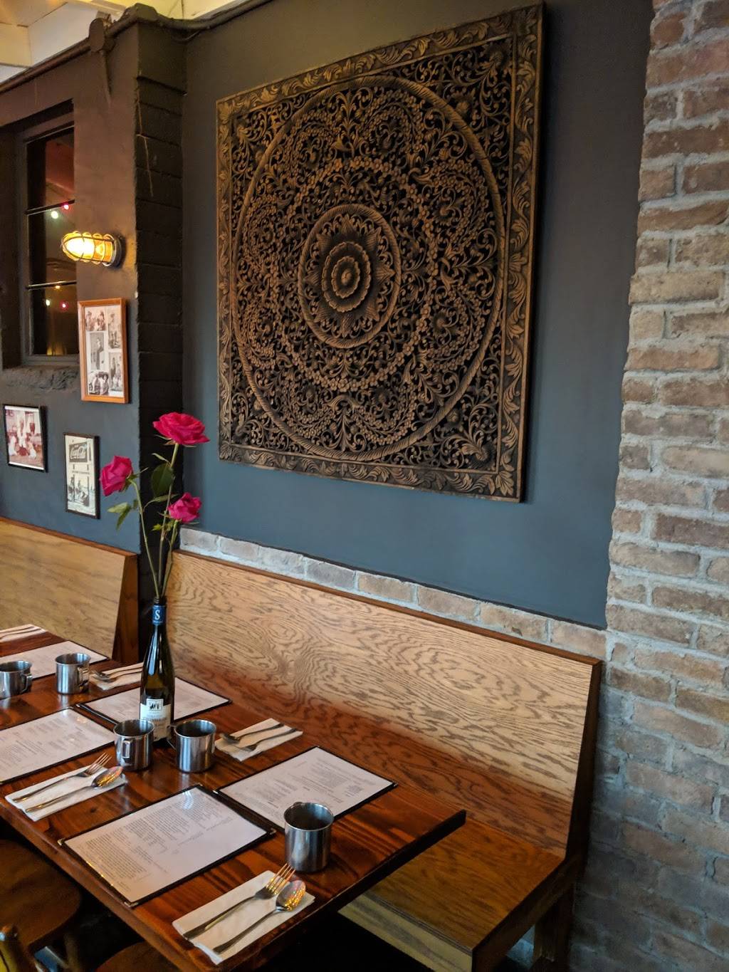 Glai Baan | restaurant | 2333 E Osborn Rd, Phoenix, AZ 85016, USA | 6025955881 OR +1 602-595-5881