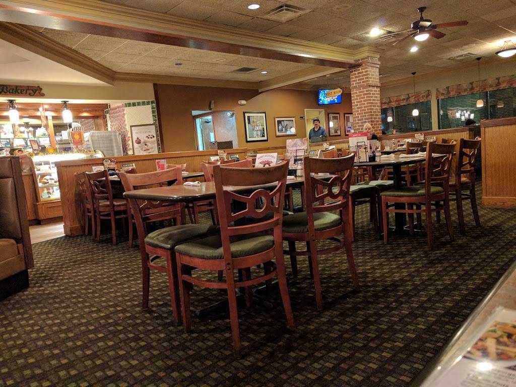Perkins Restaurant & Bakery | restaurant | 5002 E Fowler Ave, Tampa, FL 33617, USA | 8138992266 OR +1 813-899-2266