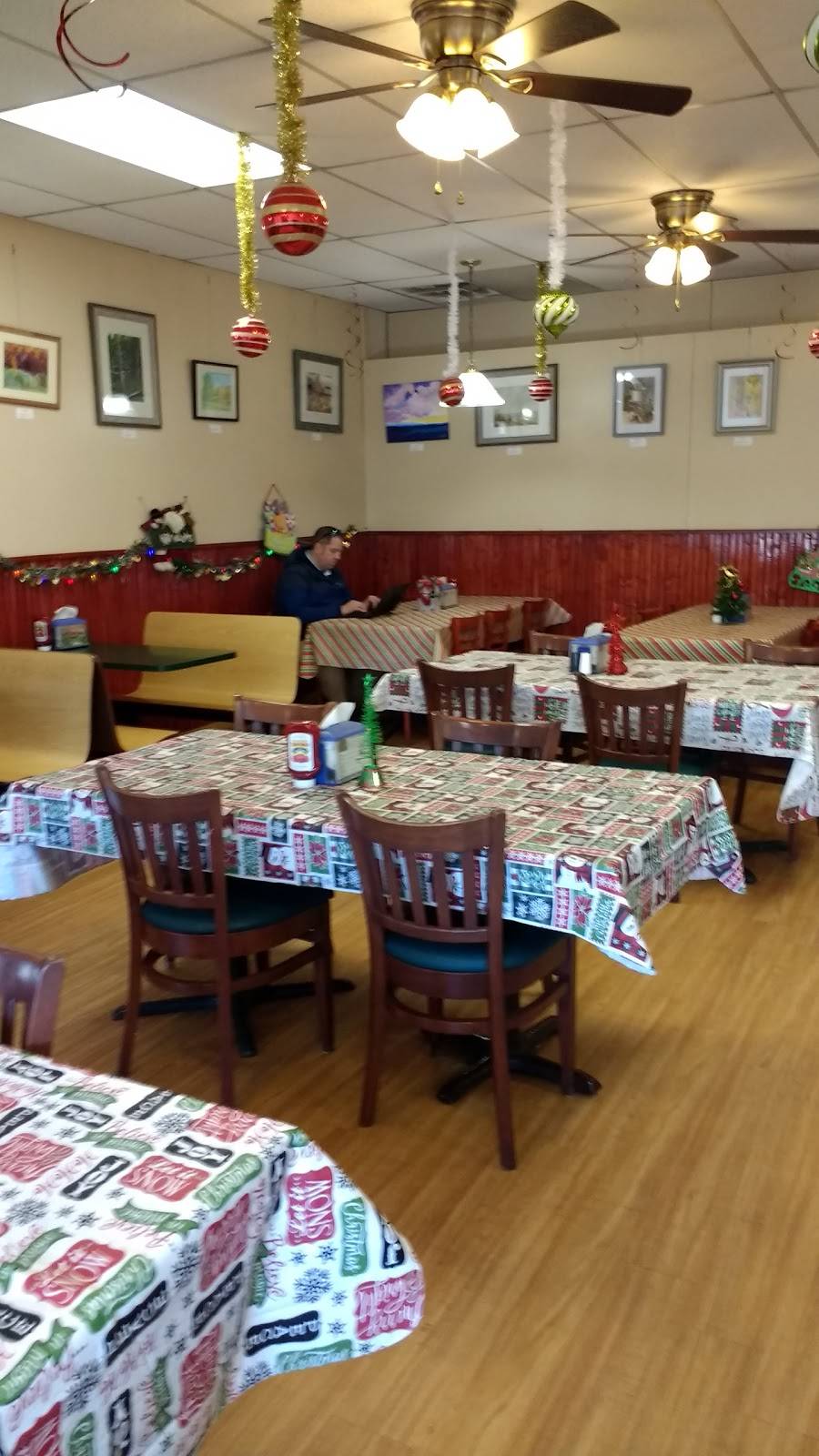 Vinny Ds Deli & Catering | meal takeaway | 730 Milford Rd #4, East Stroudsburg, PA 18301, USA | 5704216868 OR +1 570-421-6868