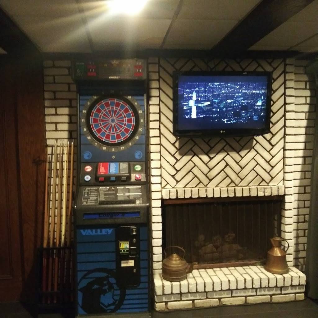 Gratiot Huddle Sports Bar & Grill | restaurant | 31327 Gratiot Ave, Roseville, MI 48066, USA | 5862934500 OR +1 586-293-4500