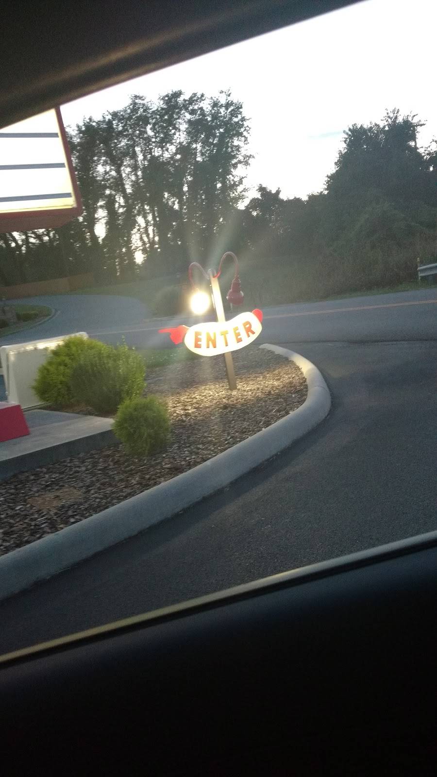 Pals Sudden Service | restaurant | 370 Overlook Dr, Lebanon, VA 24266, USA | 2768890210 OR +1 276-889-0210