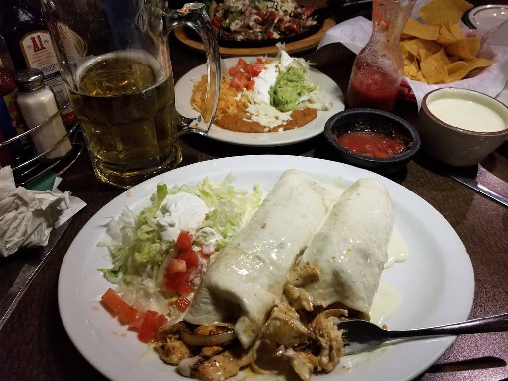 Don Julio | restaurant | 11347 North Ave, Chisago City, MN 55013, USA | 6512574557 OR +1 651-257-4557