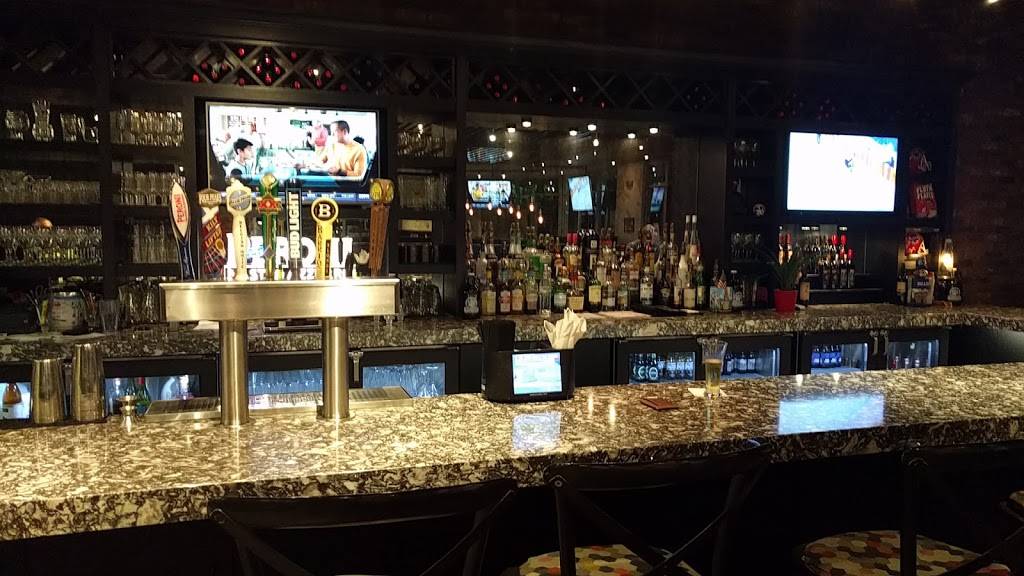 ToScanys Coal Oven Pizza | restaurant | 4960 S Gilbert Rd B10, Chandler, AZ 85249, USA | 4808020742 OR +1 480-802-0742