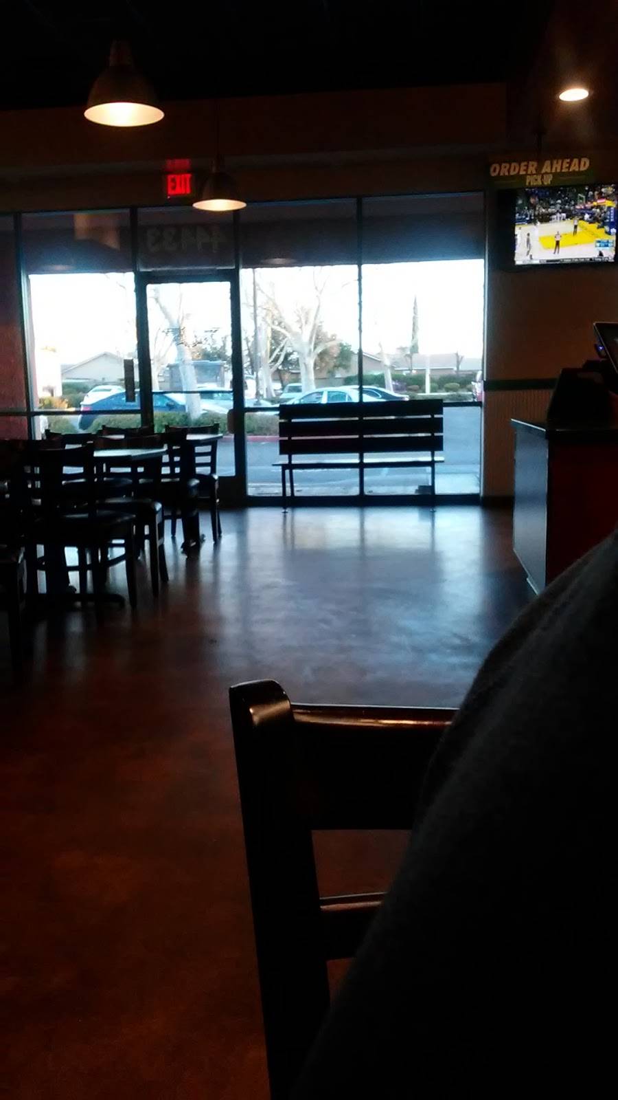 Wingstop | restaurant | 44433 Valley Central Way, Lancaster, CA 93536, USA | 6619409464 OR +1 661-940-9464