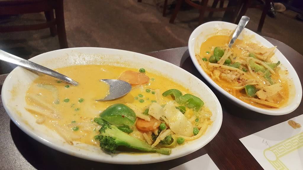 Bangkok House | restaurant | 420 E Saginaw St #112, Lansing, MI 48906, USA | 5174876900 OR +1 517-487-6900