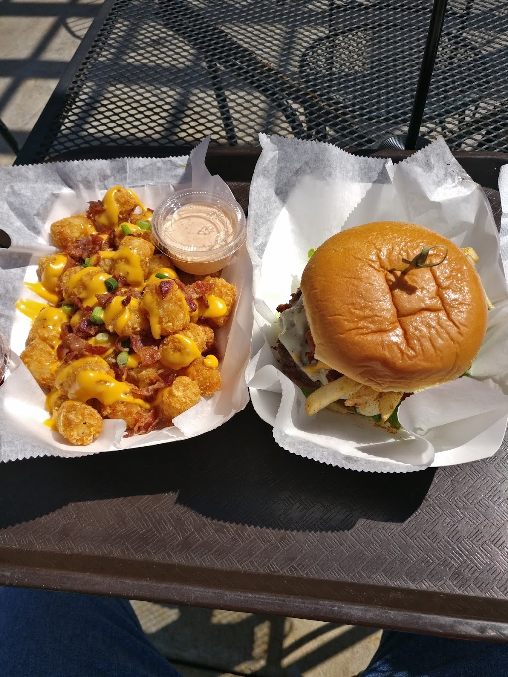 The Salty Cow | restaurant | 840 Street Rd, West Chester, PA 19382, USA | 6103990900 OR +1 610-399-0900