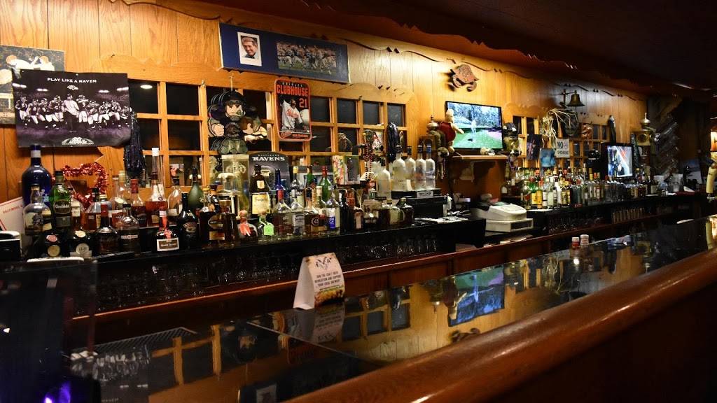 Michaels Steak & Lobster House | restaurant | 6209 Eastern Ave, Baltimore, MD 21224, USA | 4106336485 OR +1 410-633-6485