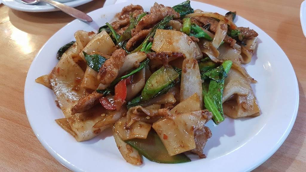 Chokchai Thai Food | restaurant | 6824 Harford Rd, Baltimore, MD 21234, USA | 4104263244 OR +1 410-426-3244