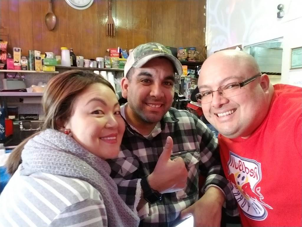 Rinconcito Latino | restaurant | 800 1st Ave, Elizabeth, NJ 07201, USA | 9089651795 OR +1 908-965-1795