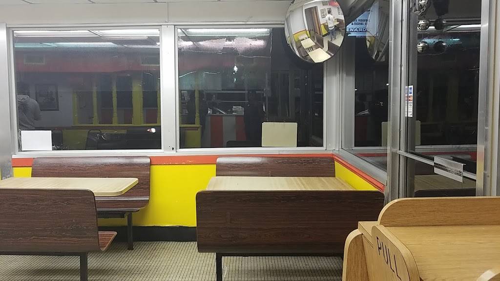 Big Dans | restaurant | 5925 Massachusetts Ave, Indianapolis, IN 46218, USA | 3175472254 OR +1 317-547-2254