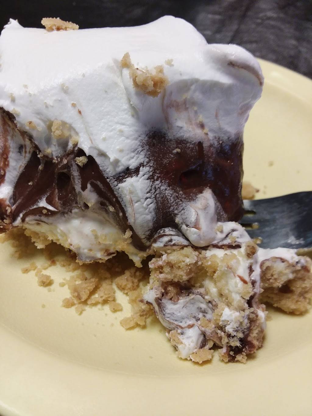 Engine Room | restaurant | 8320, 1525 Waring Rd NW, Dalton, GA 30721, USA | 7062723473 OR +1 706-272-3473