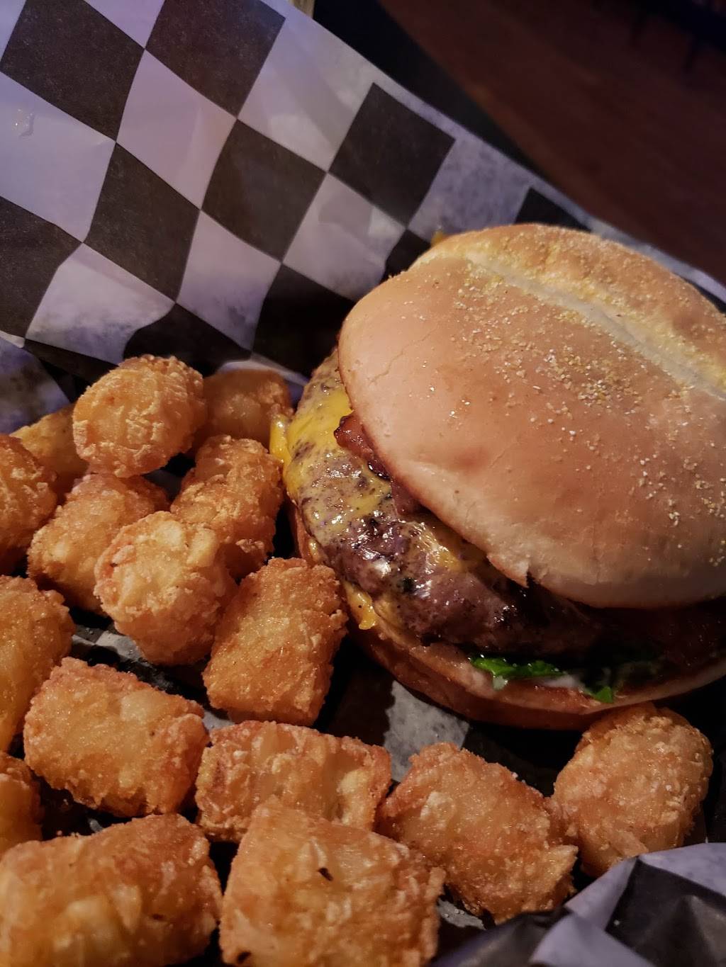 Arena Sports Bar & Grill | restaurant | 174 S Main St, Independence, OR 97351, USA | 5038380054 OR +1 503-838-0054