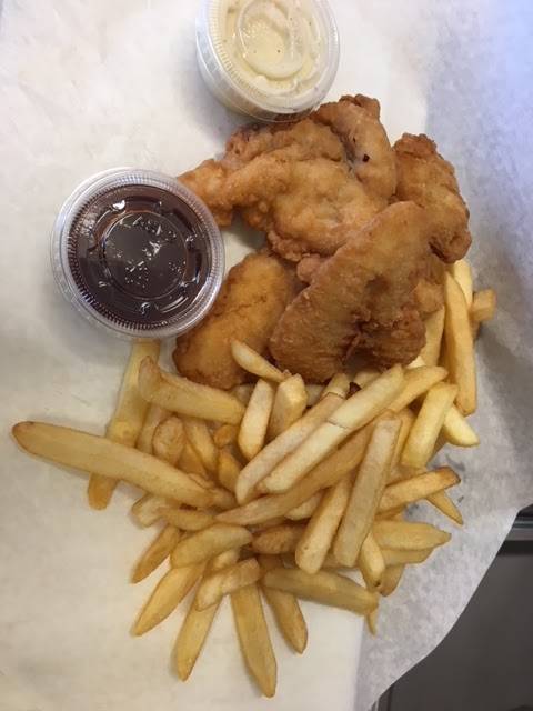 Dougs Dogs | restaurant | 6200 159th St, Oak Forest, IL 60452, USA | 7086871122 OR +1 708-687-1122