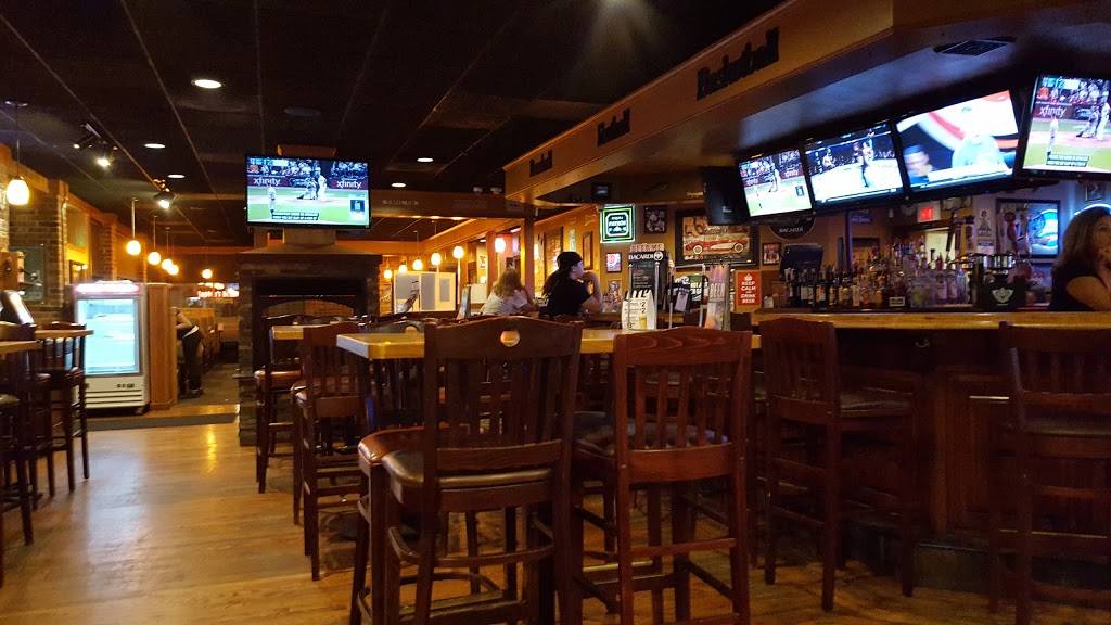 Bullpen Luxury Bar & Grill | restaurant | 9318 Indianapolis Blvd, Highland, IN 46322, USA | 2199249300 OR +1 219-924-9300