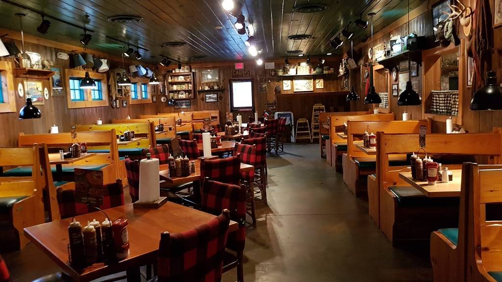 Famous Daves Bar-B-Que | restaurant | 104 NJ-70, Cherry Hill, NJ 08034, USA | 8568571520 OR +1 856-857-1520