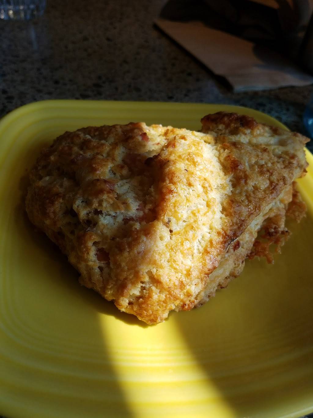 Jersey Mikes Subs | meal takeaway | 4249 N High St, Columbus, OH 43214, USA | 6142686909 OR +1 614-268-6909