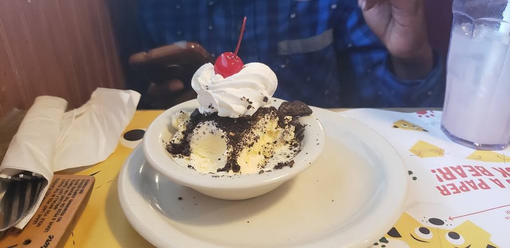 Country Kitchen Restaurant | restaurant | 7849 42nd Ave N, New Hope, MN 55427, USA | 7635372062 OR +1 763-537-2062