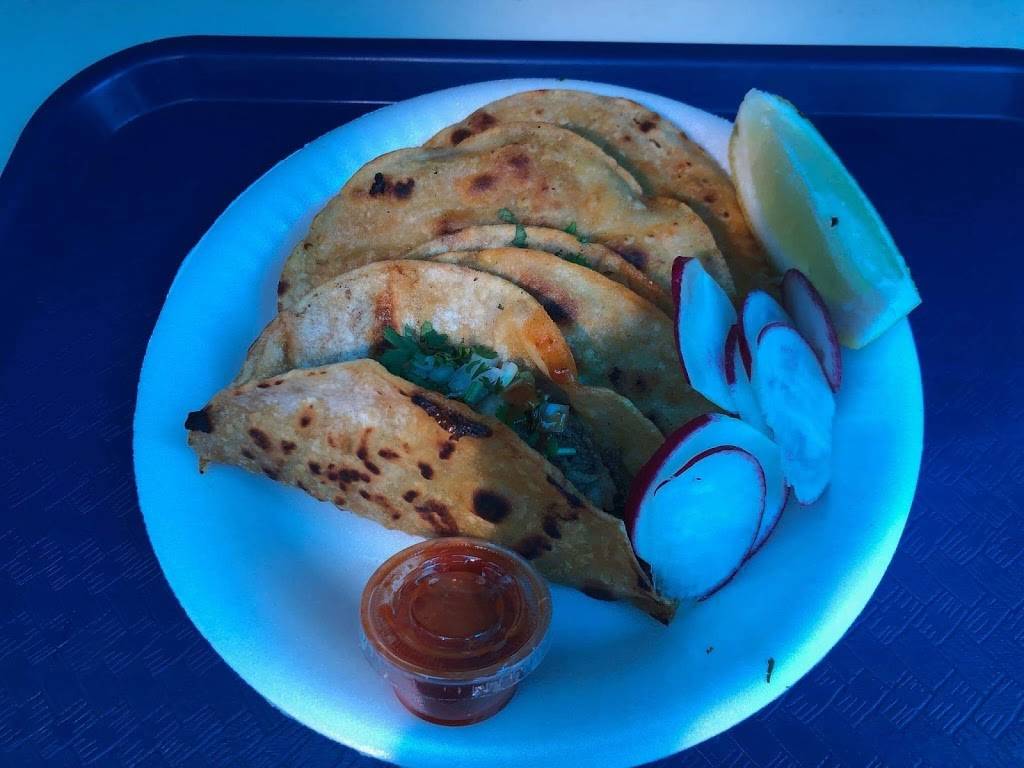 Tortas el Abuelo | restaurant | 1120 Mt Vernon Ave, Bakersfield, CA 93307, USA | 6613950515 OR +1 661-395-0515