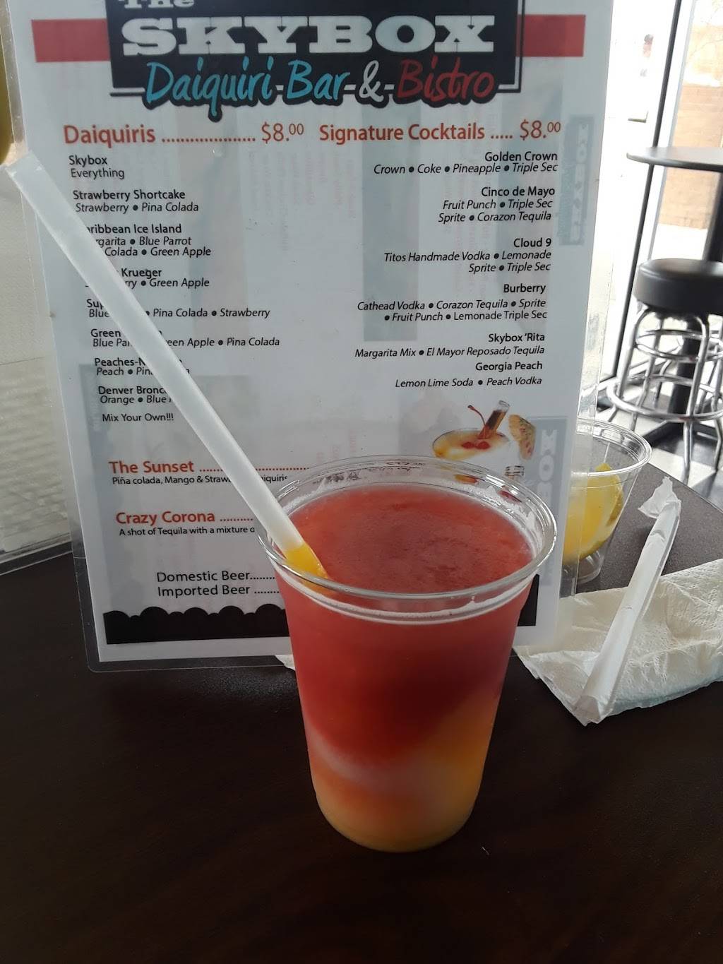 The Skybox Daiquiri Bar and Bistro | restaurant | 6392 Ridgewood Ct Dr b, Jackson, MS 39211, USA | 6014055600 OR +1 601-405-5600