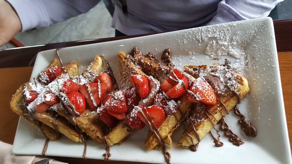 Eggsclusive Cafe | restaurant | 7105 Cherryvale N Blvd, Rockford, IL 61112, USA | 8153323447 OR +1 815-332-3447