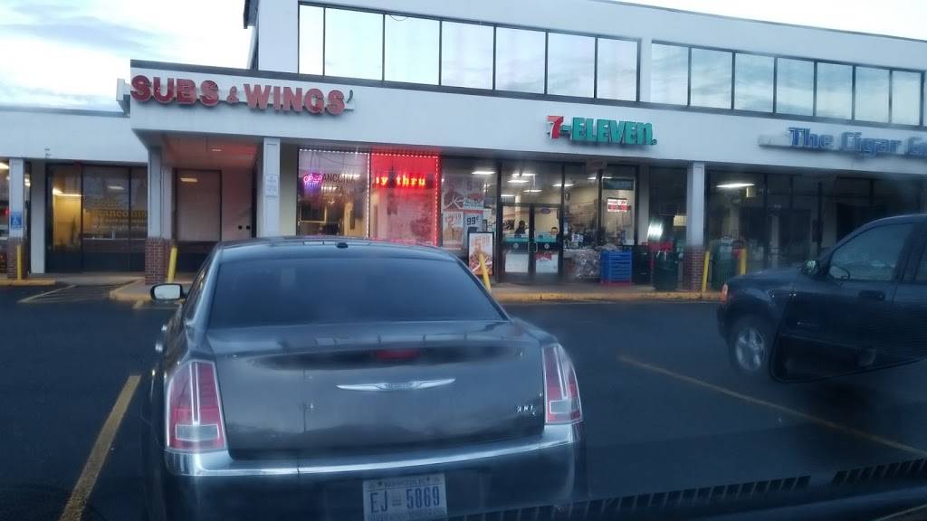 7-Eleven | bakery | 6112A Franconia Rd, Alexandria, VA 22310, USA | 7037196748 OR +1 703-719-6748