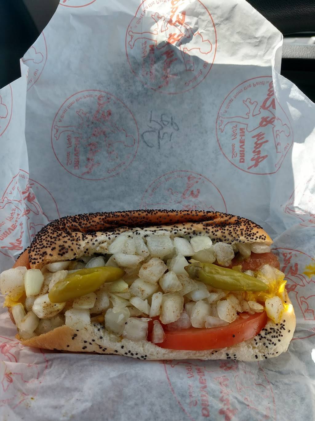 Ardy & Eds Drive In | restaurant | 2413 S Main St, Oshkosh, WI 54902, USA | 9202315455 OR +1 920-231-5455