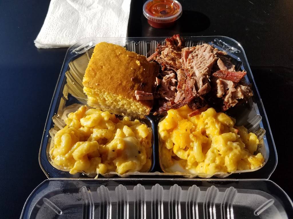 Bigmistas Barbecue & Sammich Shop | restaurant | 3444 N Los Coyotes Diagonal, Long Beach, CA 90808, USA | 5624526565 OR +1 562-452-6565