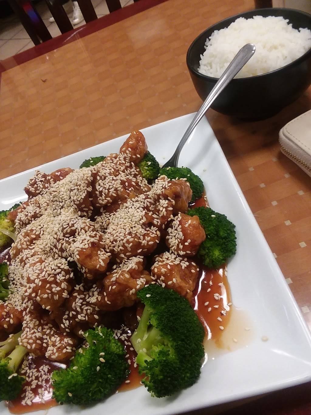 Yoans Garden | restaurant | 849 Green St # 3, Iselin, NJ 08830, USA | 7326365080 OR +1 732-636-5080