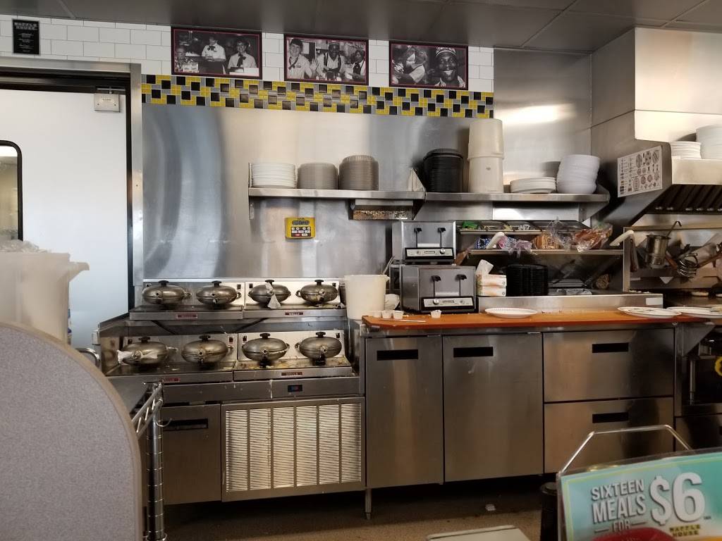Waffle House | meal takeaway | 612 Lyndon Ln, Louisville, KY 40222, USA | 5023569959 OR +1 502-356-9959
