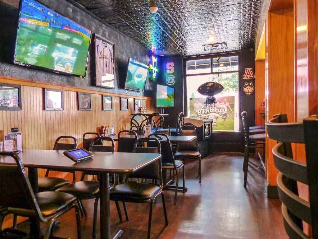 Peabodys Sports Bar | restaurant | 39 Phila St, Saratoga Springs, NY 12866, USA | 5188868673 OR +1 518-886-8673