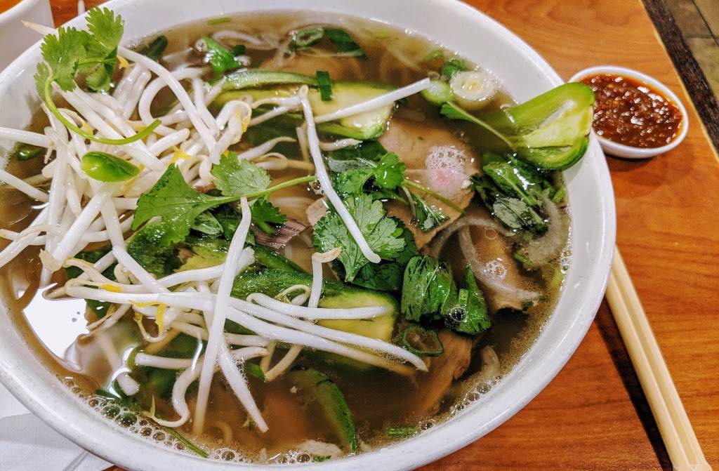 Kevins Noodle House | restaurant | 188 Skyline Plaza, Daly City, CA 94015, USA | 4157695788 OR +1 415-769-5788