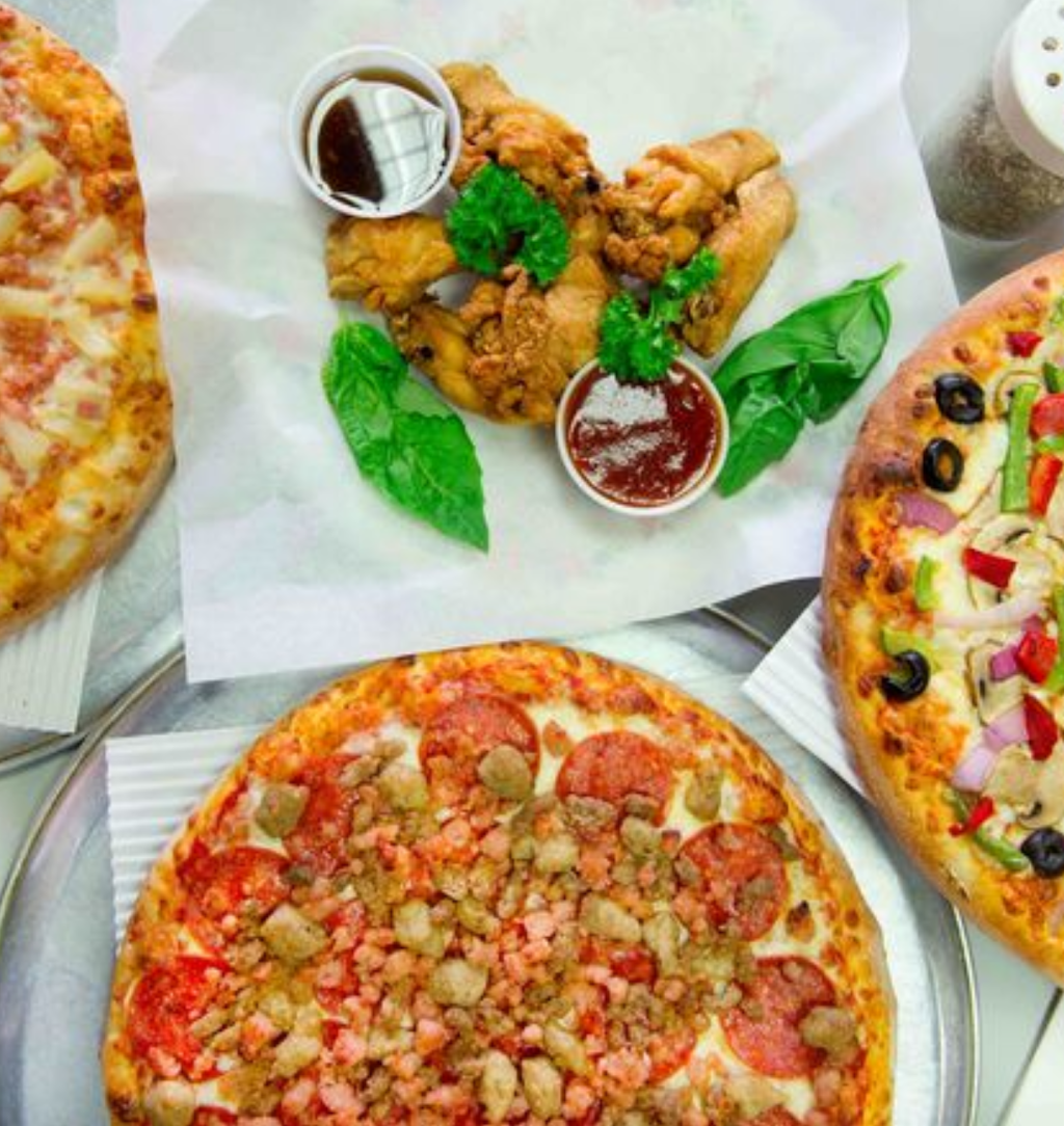 Richmond Hill Italian Pizza House | restaurant | 10909 Yonge St #7, Richmond Hill, ON L4C 3E3, Canada | 9058848400 OR +1 905-884-8400