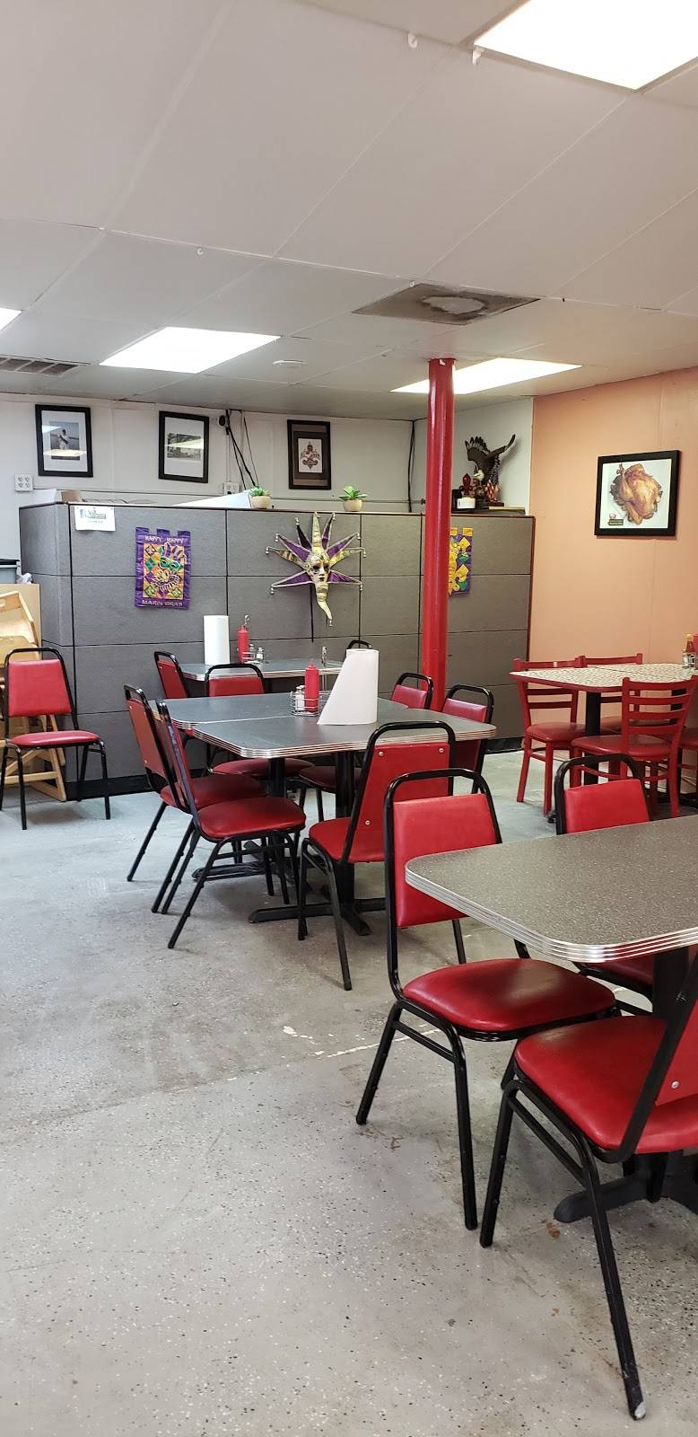 Bayou Market | restaurant | 101 E Southwest Pkwy, Lewisville, TX 75067, USA | 9724348500 OR +1 972-434-8500