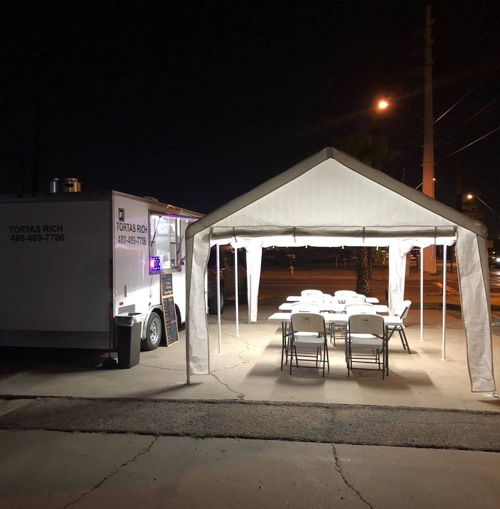 Tortas rich | restaurant | 19 E Broadway Rd, Mesa, AZ 85201, USA | 6232295984 OR +1 623-229-5984