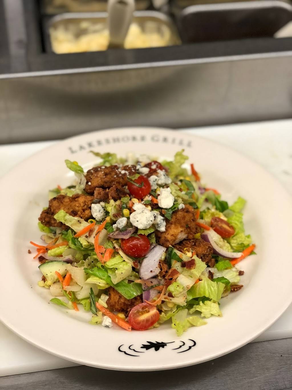 Lakeshore Grill | restaurant | 500 W 14 Mile Rd #2, Troy, MI 48083, USA | 2485972040 OR +1 248-597-2040