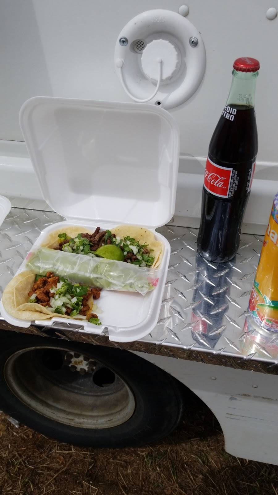 Tacos Tatan | restaurant | 8241 Rosemary St, Commerce City, CO 80022, USA | 7202978385 OR +1 720-297-8385