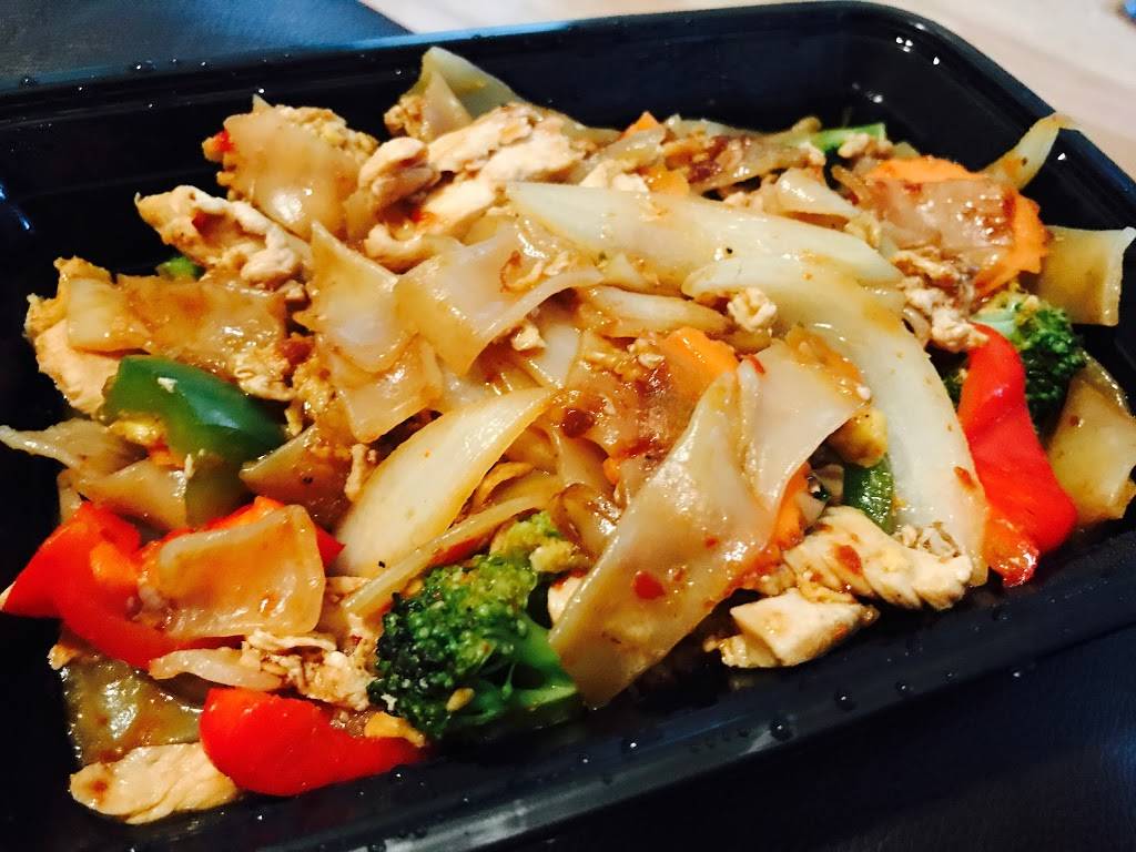 Thai ESAAN | restaurant | 849 Forest Ave, Portland, ME 04103, USA | 2075360752 OR +1 207-536-0752